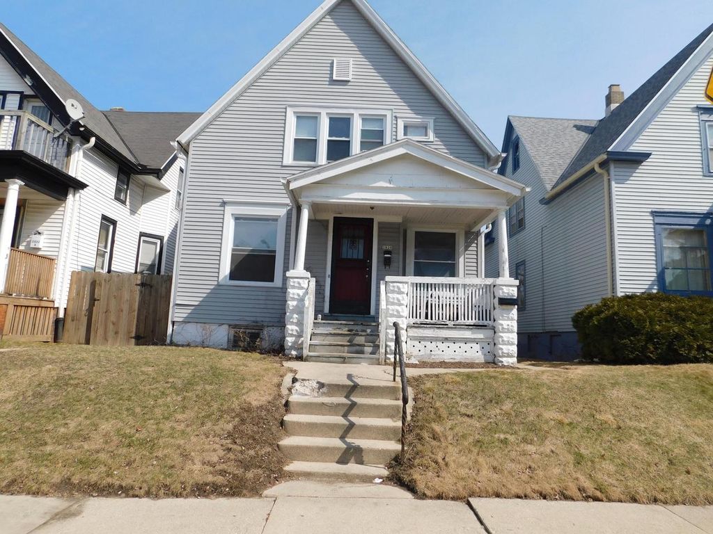2828 N Richards STREET, Milwaukee, WI 53212
