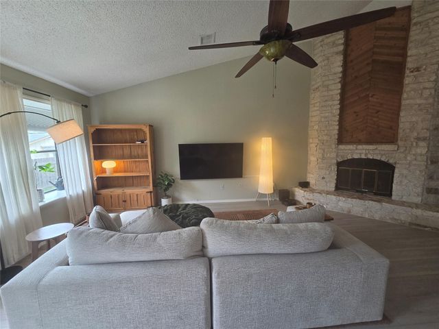 1604 Kimmerling LN, Austin, TX 78758