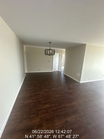 7229 W Higgins Avenue 504, Chicago, IL 60656