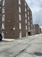 7229 W Higgins Avenue 504, Chicago, IL 60656