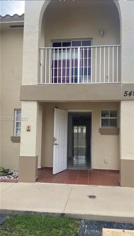 549 W 68th Street 4, Hialeah, FL 33014