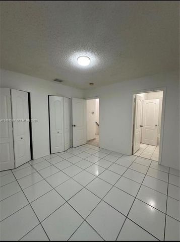 549 W 68th Street 4, Hialeah, FL 33014