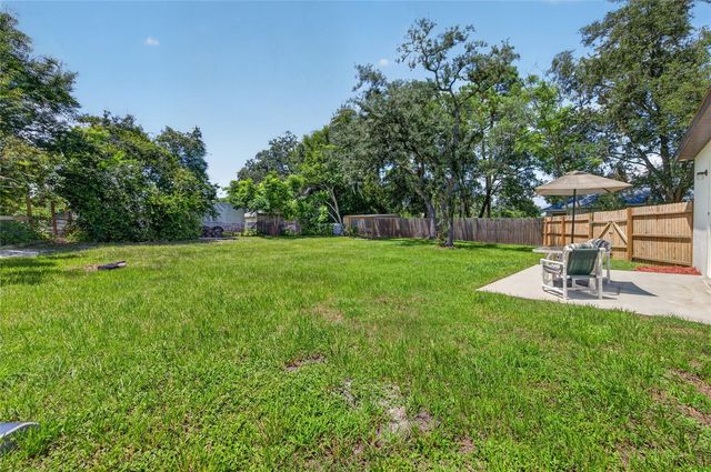 1462 5TH AVENUE, Deland, FL 32724