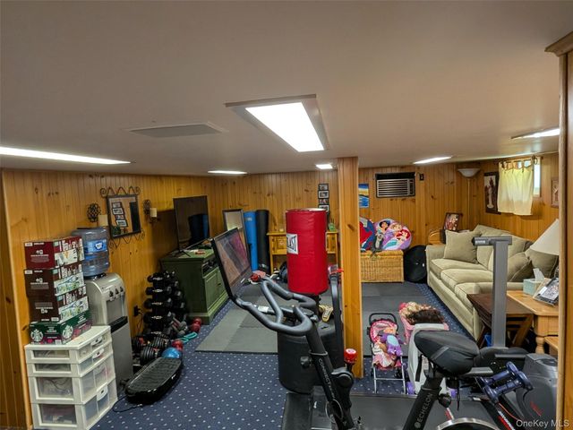 84 Woodlawn Avenue, Valley Stream, NY 11581