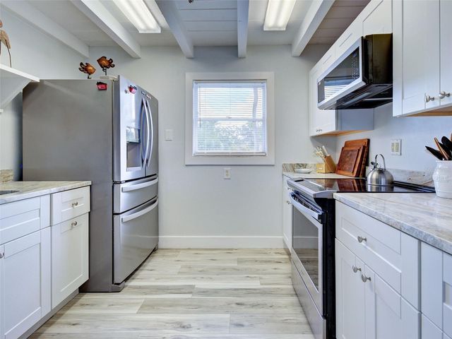 24 S OXFORD DRIVE, Englewood, FL 34223