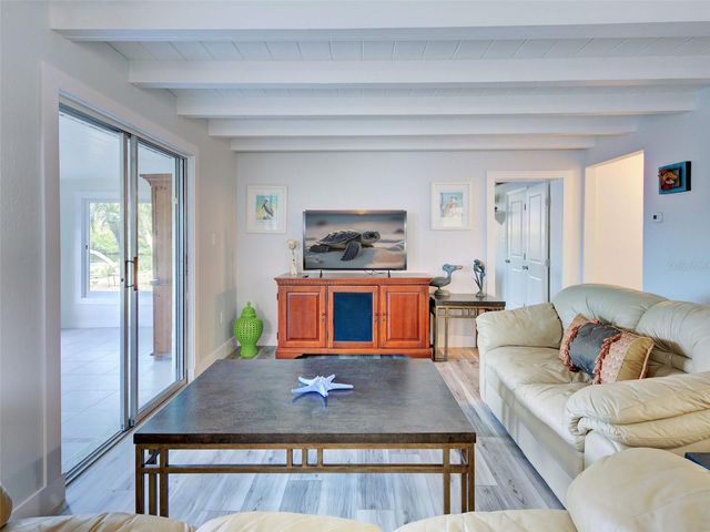 24 S OXFORD DRIVE, Englewood, FL 34223