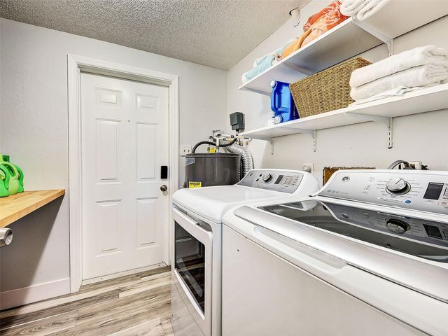 24 S OXFORD DRIVE, Englewood, FL 34223