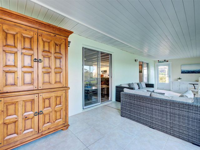 24 S OXFORD DRIVE, Englewood, FL 34223