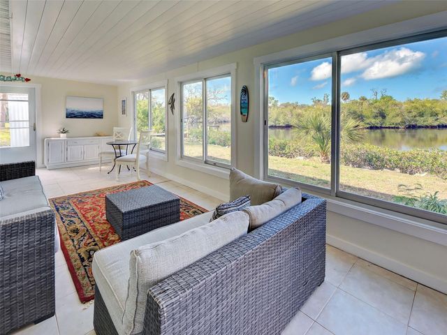 24 S OXFORD DRIVE, Englewood, FL 34223