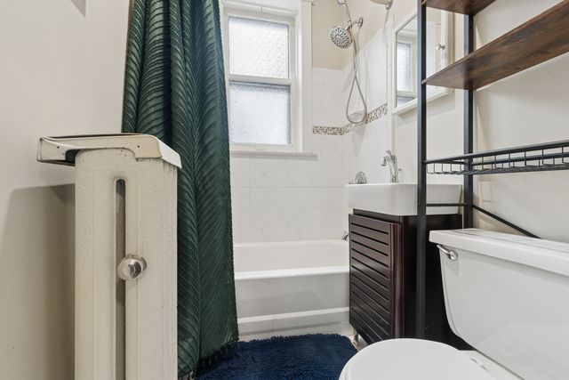 1369 E 52nd Street 1, Chicago, IL 60615