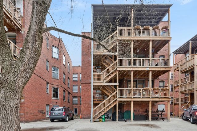 1369 E 52nd Street 1, Chicago, IL 60615