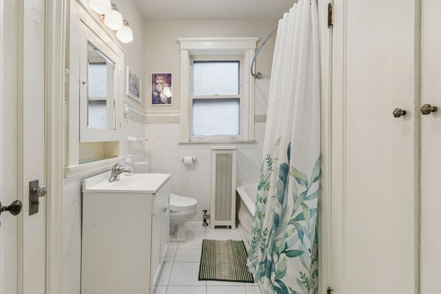 1369 E 52nd Street 1, Chicago, IL 60615