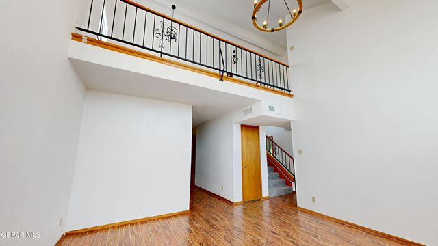 4396 LOMA DE LUNA Drive, El Paso, TX 79934