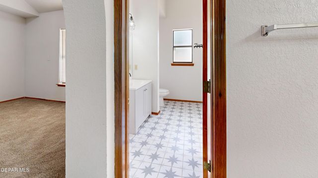 4396 LOMA DE LUNA Drive, El Paso, TX 79934