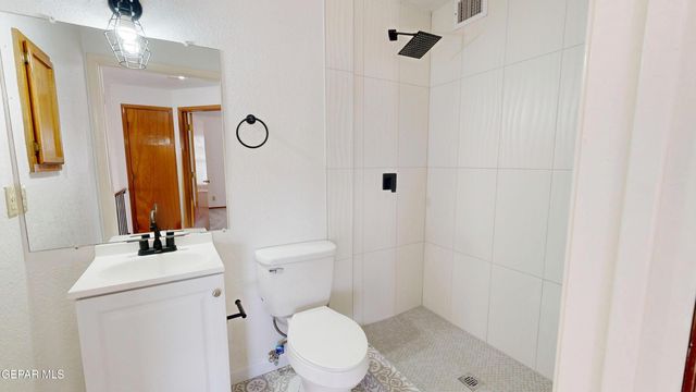 4396 LOMA DE LUNA Drive, El Paso, TX 79934