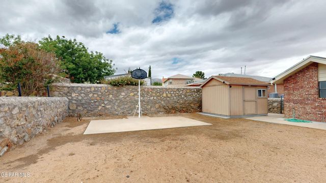 4396 LOMA DE LUNA Drive, El Paso, TX 79934