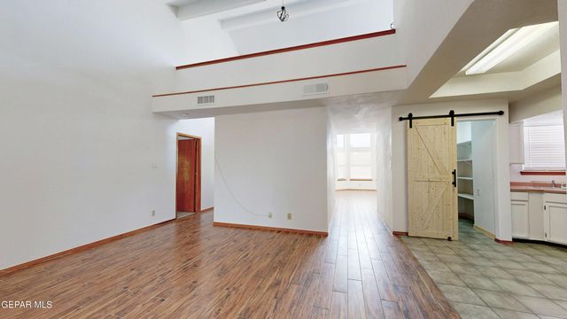 4396 LOMA DE LUNA Drive, El Paso, TX 79934
