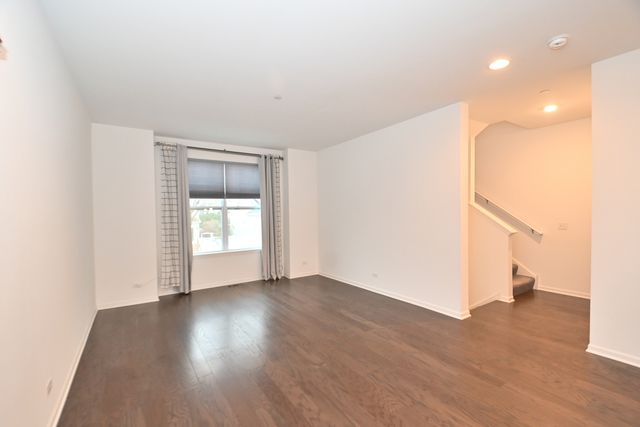 8602 Ferris Avenue, Morton Grove, IL 60053