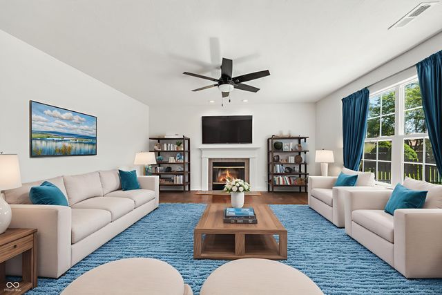 8841 Glass Chimney Lane, Fishers, IN 46037