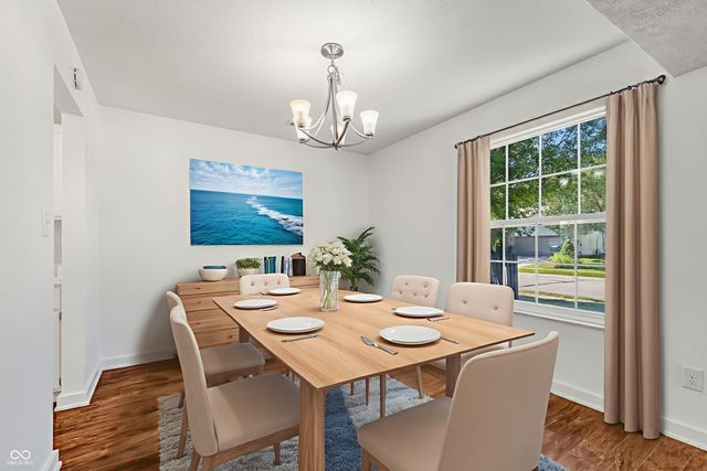 8841 Glass Chimney Lane, Fishers, IN 46037