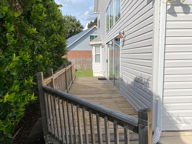 880 Brande Court, Shalimar, FL 32579