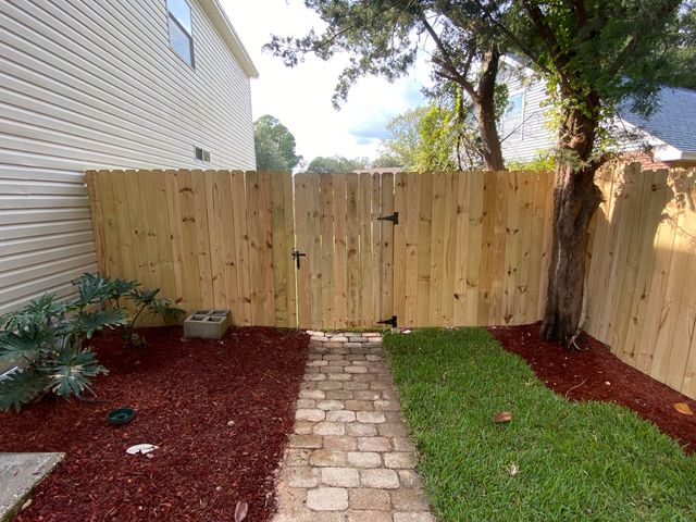 880 Brande Court, Shalimar, FL 32579