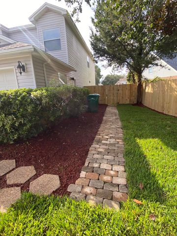 880 Brande Court, Shalimar, FL 32579