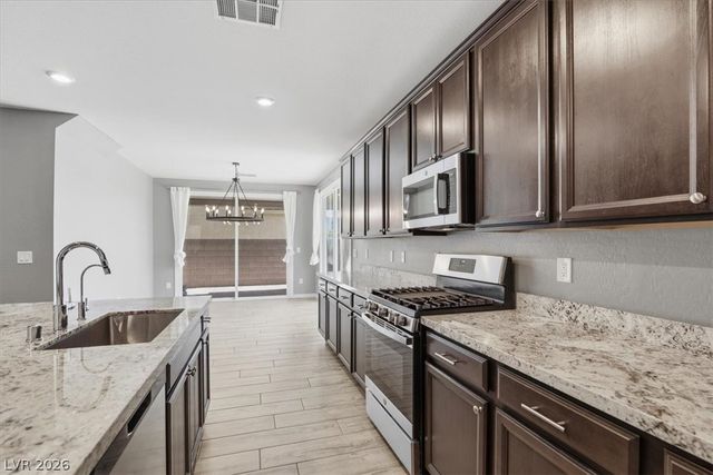 3935 Henny Avenue, Las Vegas, NV 89141