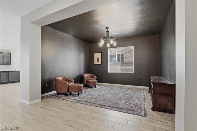 3935 Henny Avenue, Las Vegas, NV 89141