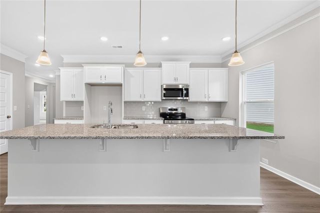 377 Bud Street, Hoschton, GA 30548