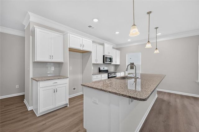 377 Bud Street, Hoschton, GA 30548