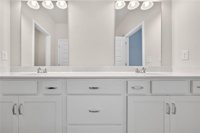 377 Bud Street, Hoschton, GA 30548