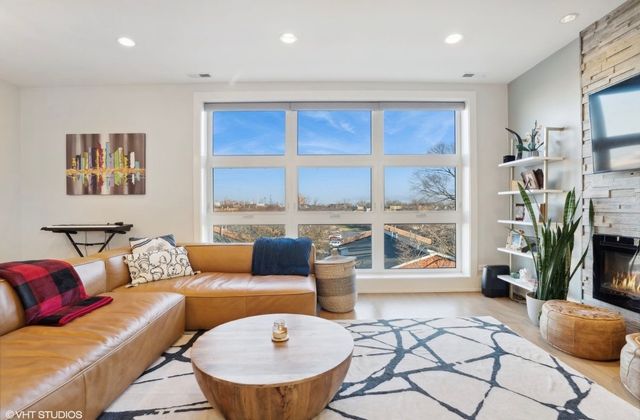 1209 E 46th Street 4E, Chicago, IL 60653