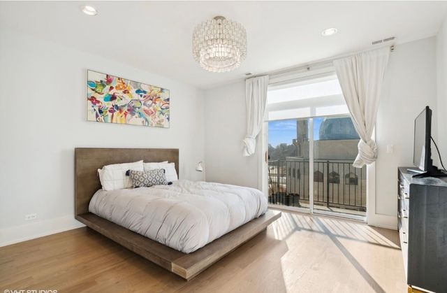 1209 E 46th Street 4E, Chicago, IL 60653