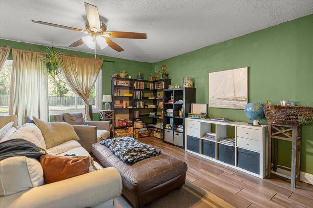 1251 NE 10TH STREET, Ocala, FL 34470