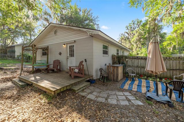 1251 NE 10TH STREET, Ocala, FL 34470