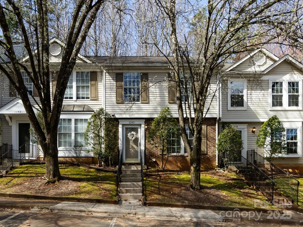 1240 Maple Shade Lane, Charlotte, NC 28270