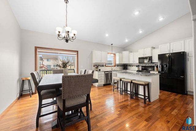 4708 E Tiger Lilly St Street, Sioux Falls, SD 57110