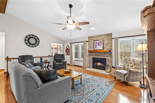 9 W Hampton Court, Foristell, MO 63348