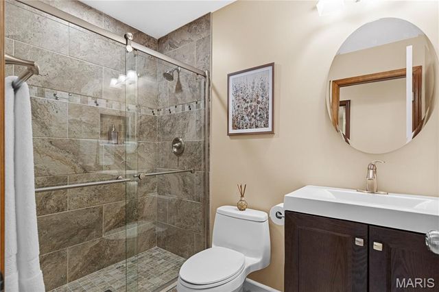 9 W Hampton Court, Foristell, MO 63348