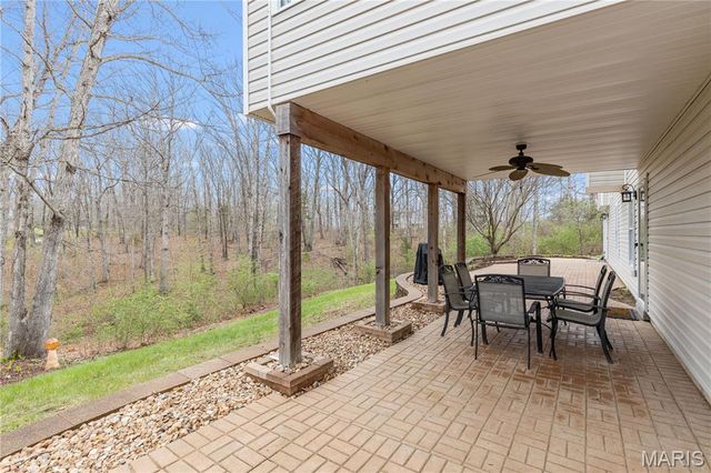 9 W Hampton Court, Foristell, MO 63348