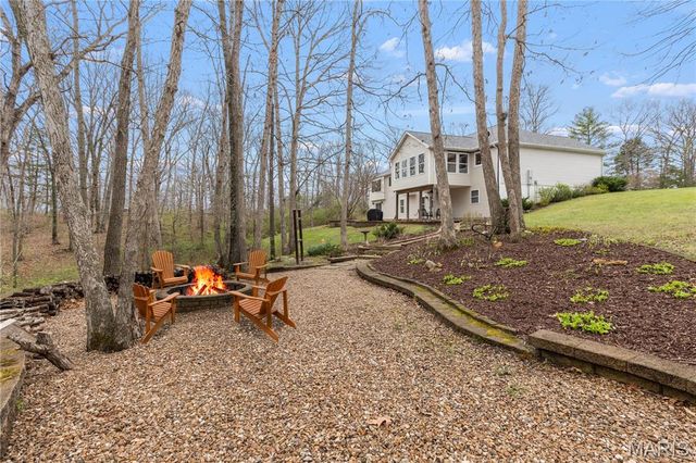 9 W Hampton Court, Foristell, MO 63348