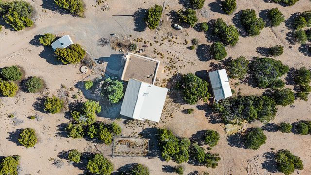 24 & 26 Calle Pia Tixier, Santa Fe, NM 87507