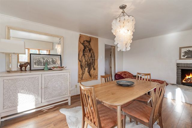 24 & 26 Calle Pia Tixier, Santa Fe, NM 87507