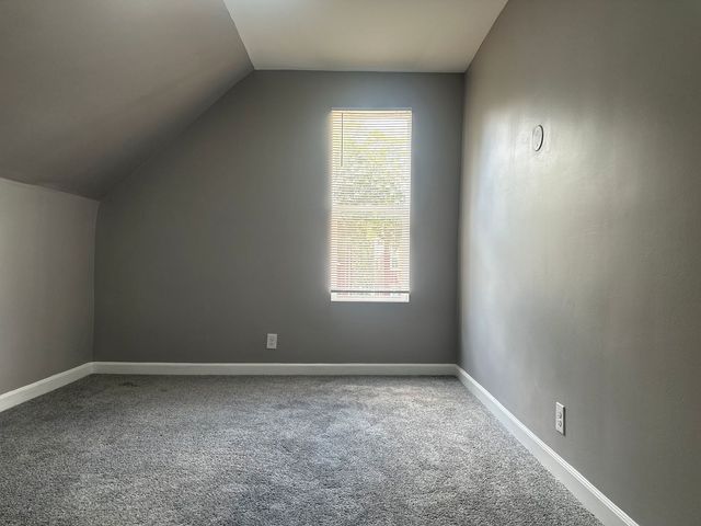 8521 S Carpenter Street, Chicago, IL 60620