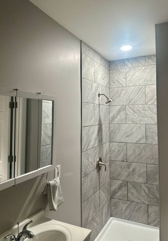 8521 S Carpenter Street, Chicago, IL 60620