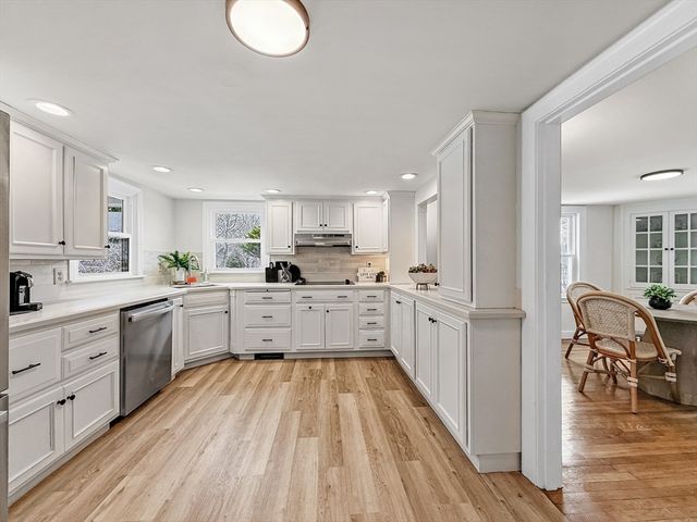 59 Greenfield Ln, Scituate, MA 02066