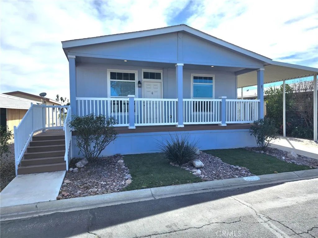 1300 Menlo 81, Hemet, CA 92543