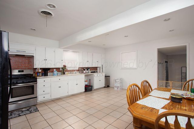 4003 S Van Buren Street, Amarillo, TX 79110