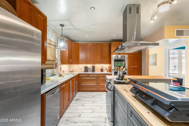 5346 S APACHE Avenue, Sierra Vista, AZ 85650